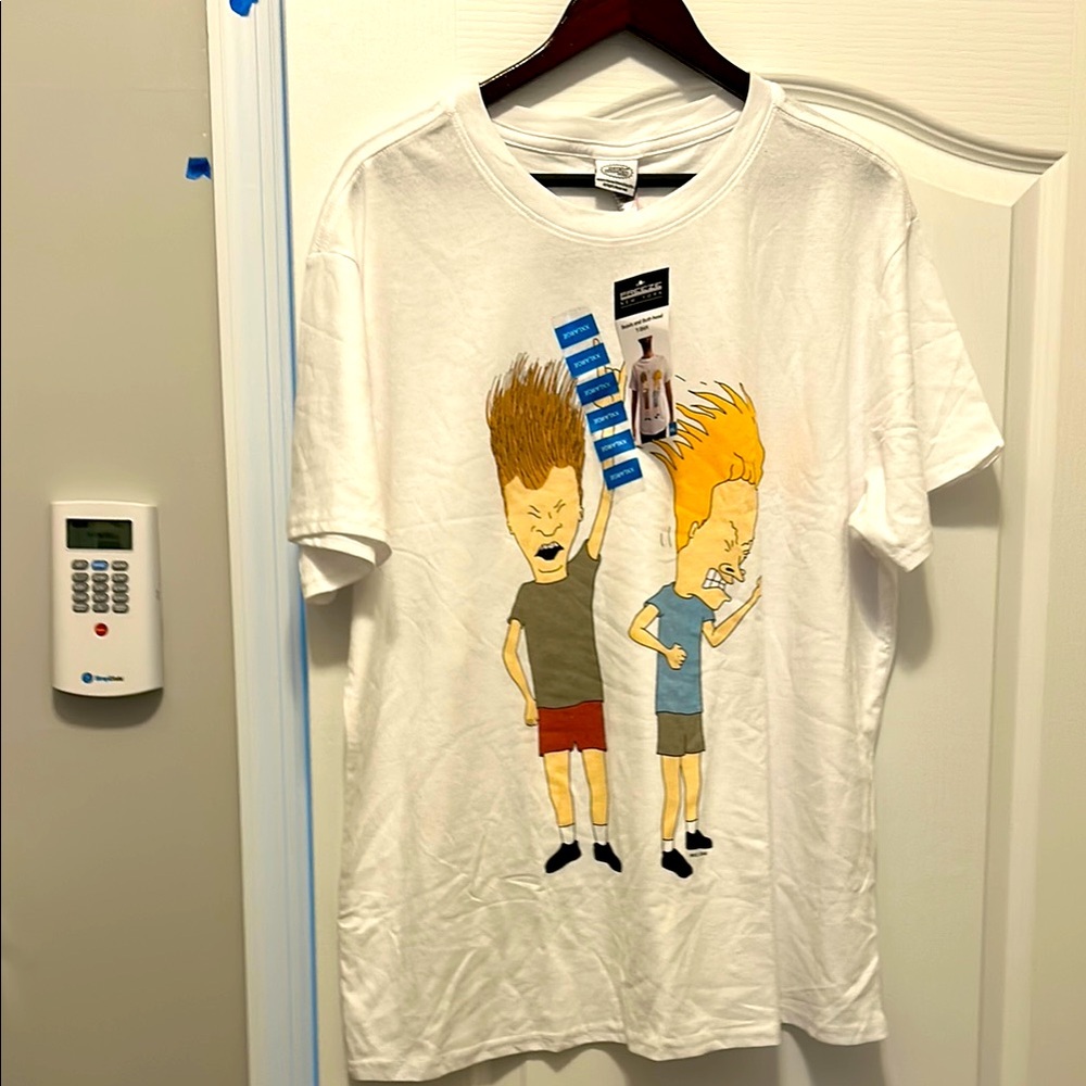 Yellow and White Cartoon Graphic Short Sleeve Tee including pair of beavis socks